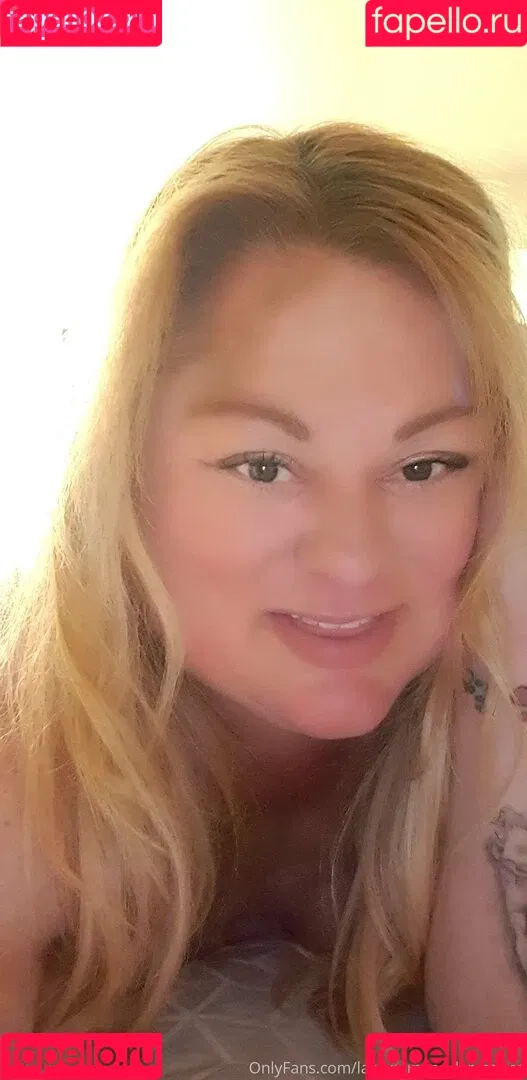 laceys_muscular_calves Onlyfans Photo Gallery 