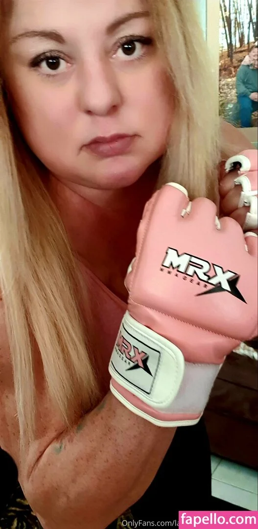 laceys_muscular_calves Onlyfans Photo Gallery 