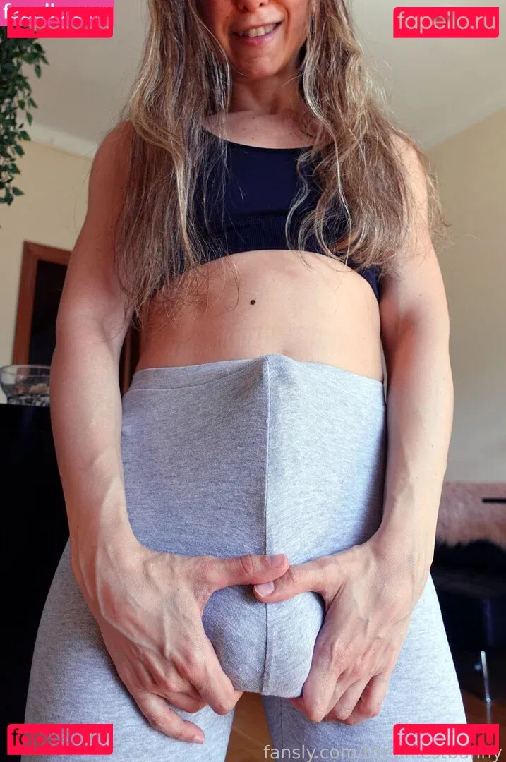 thetiniestbunny Onlyfans Photo Gallery 