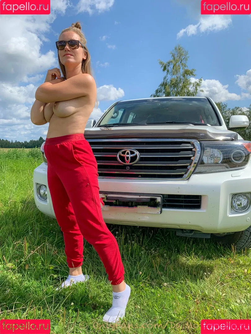 Da Moroshka Onlyfans Photo Gallery 
