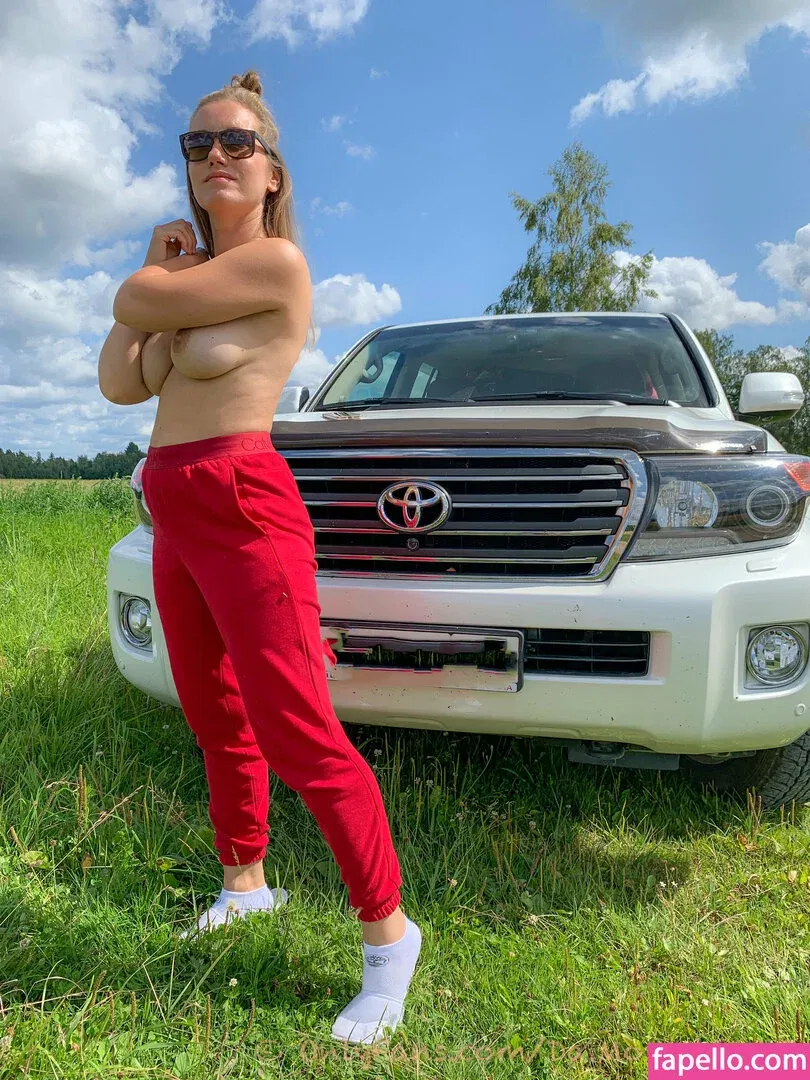 Da Moroshka Onlyfans Photo Gallery 