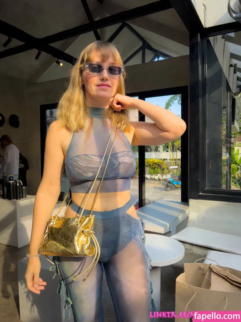 Da Moroshka Onlyfans Photo Gallery 