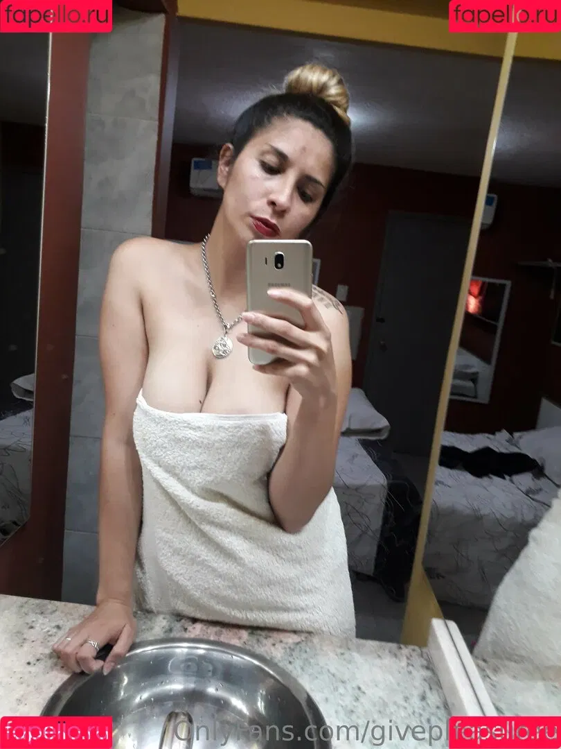 givepleasuree Onlyfans Photo Gallery 