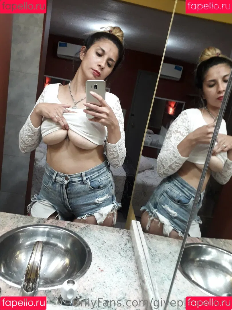 givepleasuree Onlyfans Photo Gallery 
