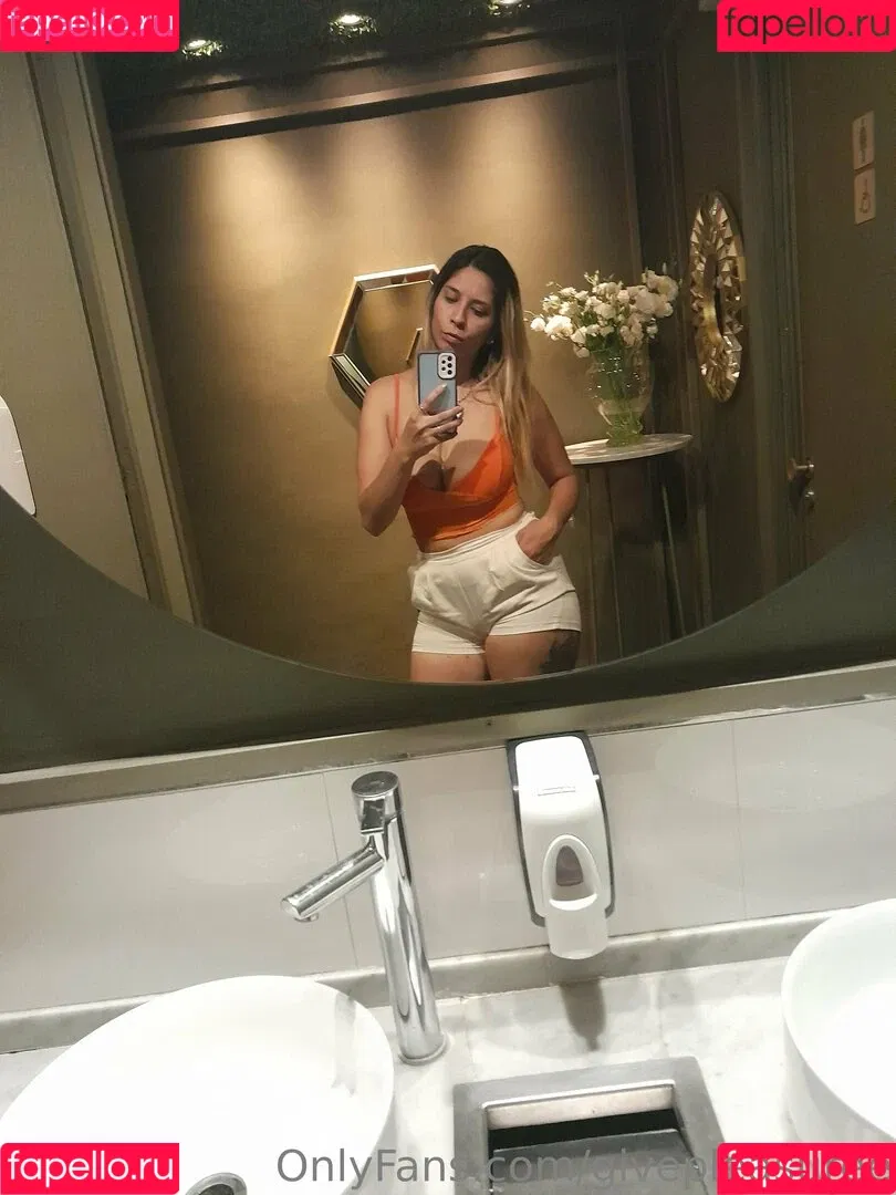givepleasuree Onlyfans Photo Gallery 
