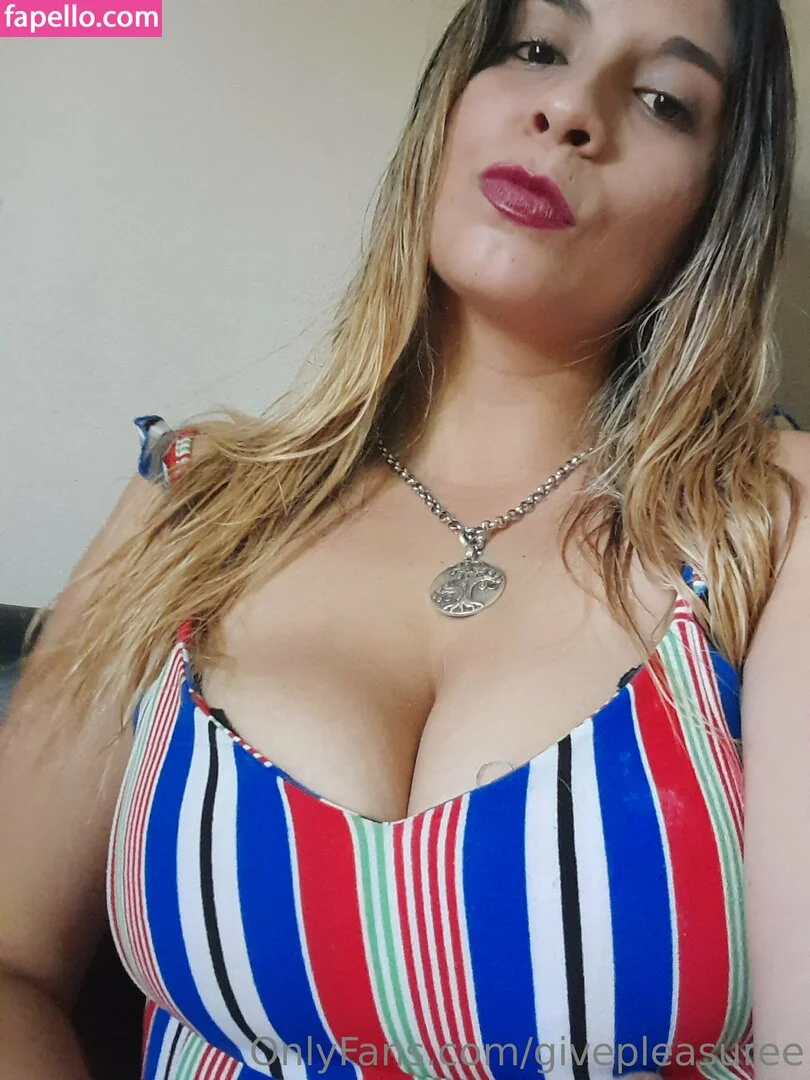 givepleasuree Onlyfans Photo Gallery 