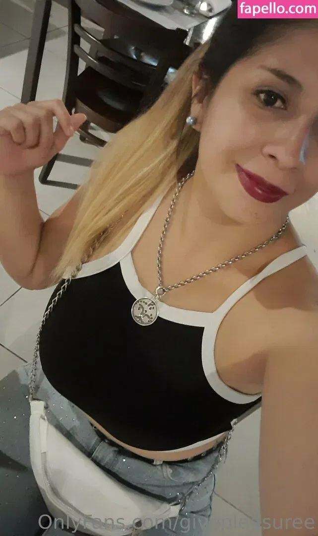 givepleasuree Onlyfans Photo Gallery 