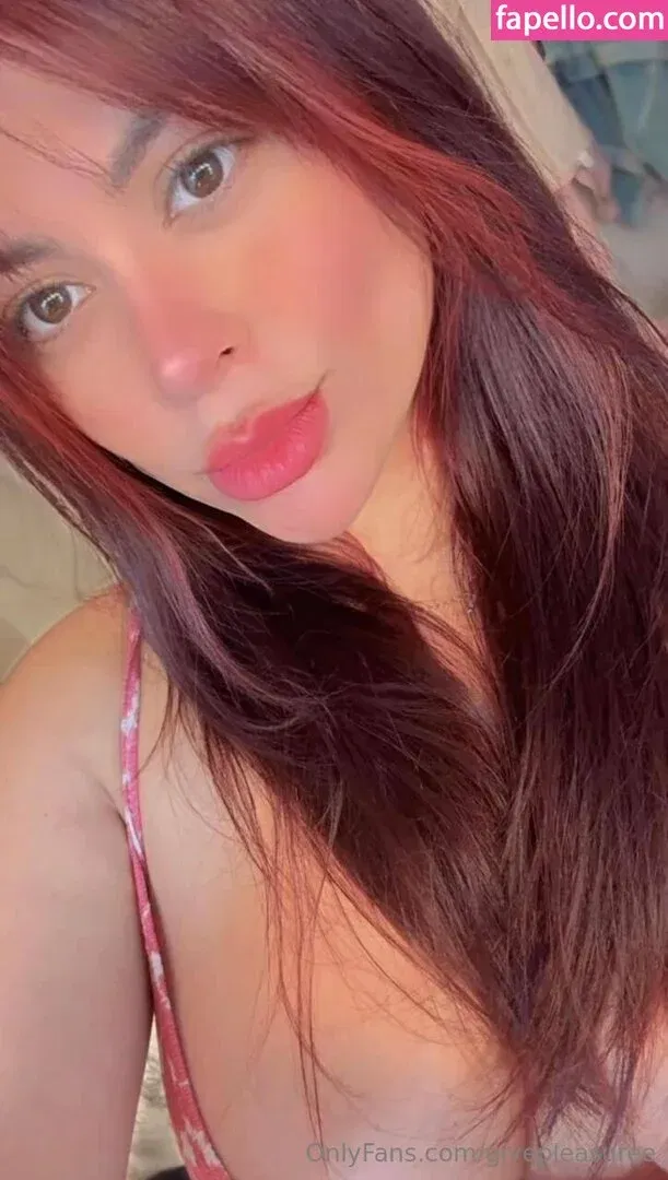 givepleasuree Onlyfans Photo Gallery 