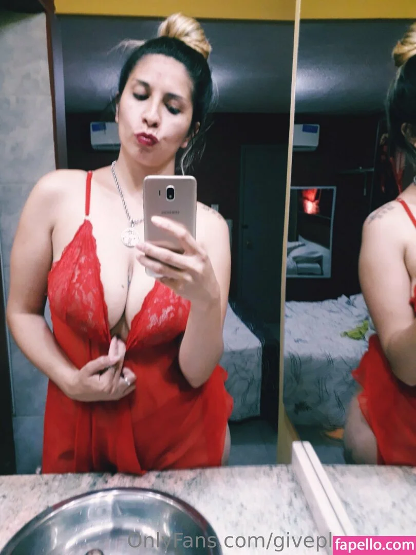 givepleasuree Onlyfans Photo Gallery 