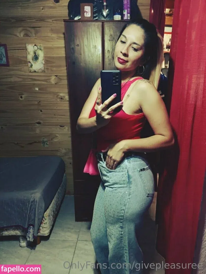 givepleasuree Onlyfans Photo Gallery 