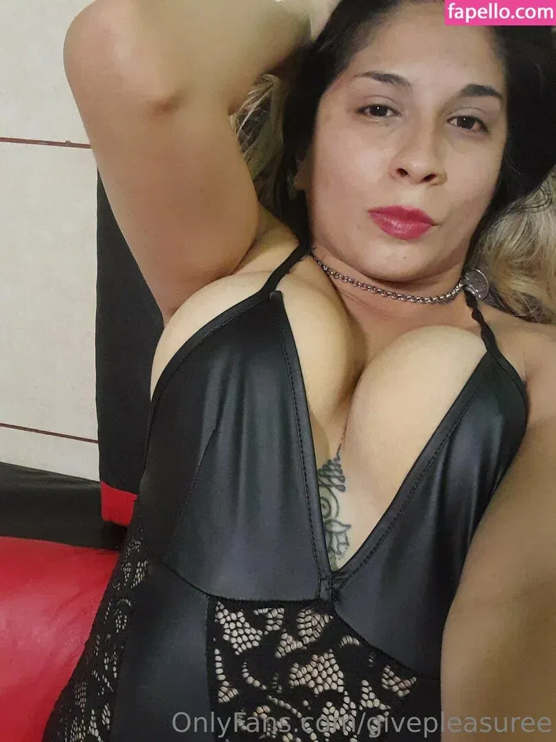 givepleasuree Onlyfans Photo Gallery 