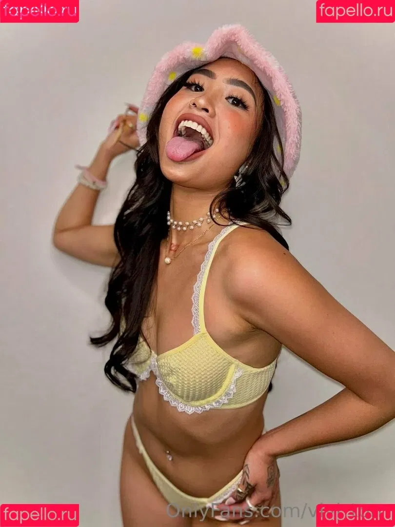 vivi_torn Onlyfans Photo Gallery 