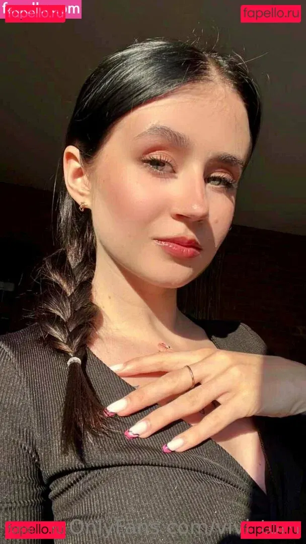 vivi_torn Onlyfans Photo Gallery 