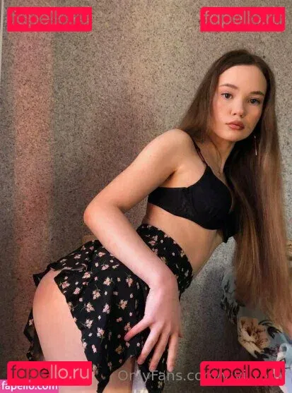 vivi_torn Onlyfans Photo Gallery 