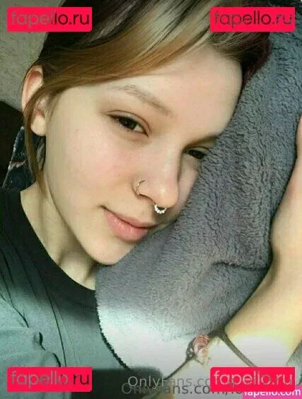 vivi_torn Onlyfans Photo Gallery 