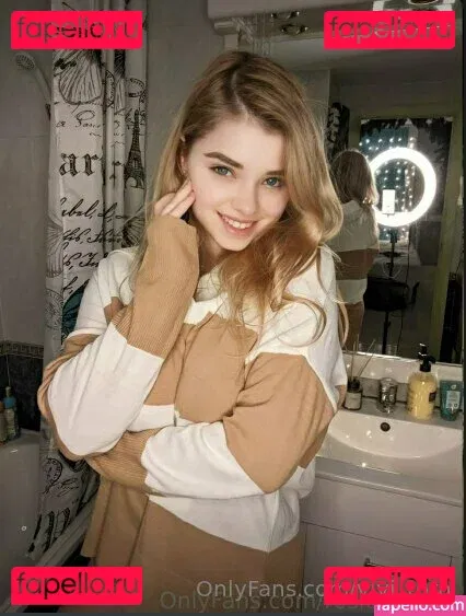 vivi_torn Onlyfans Photo Gallery 