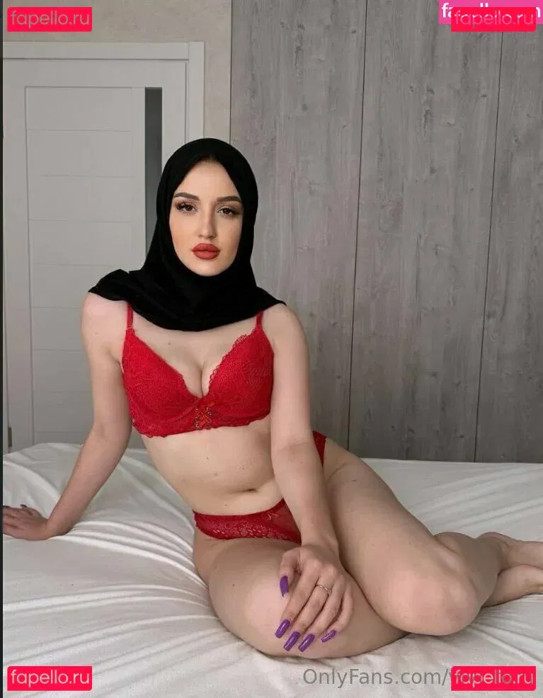 vivi_torn Onlyfans Photo Gallery 