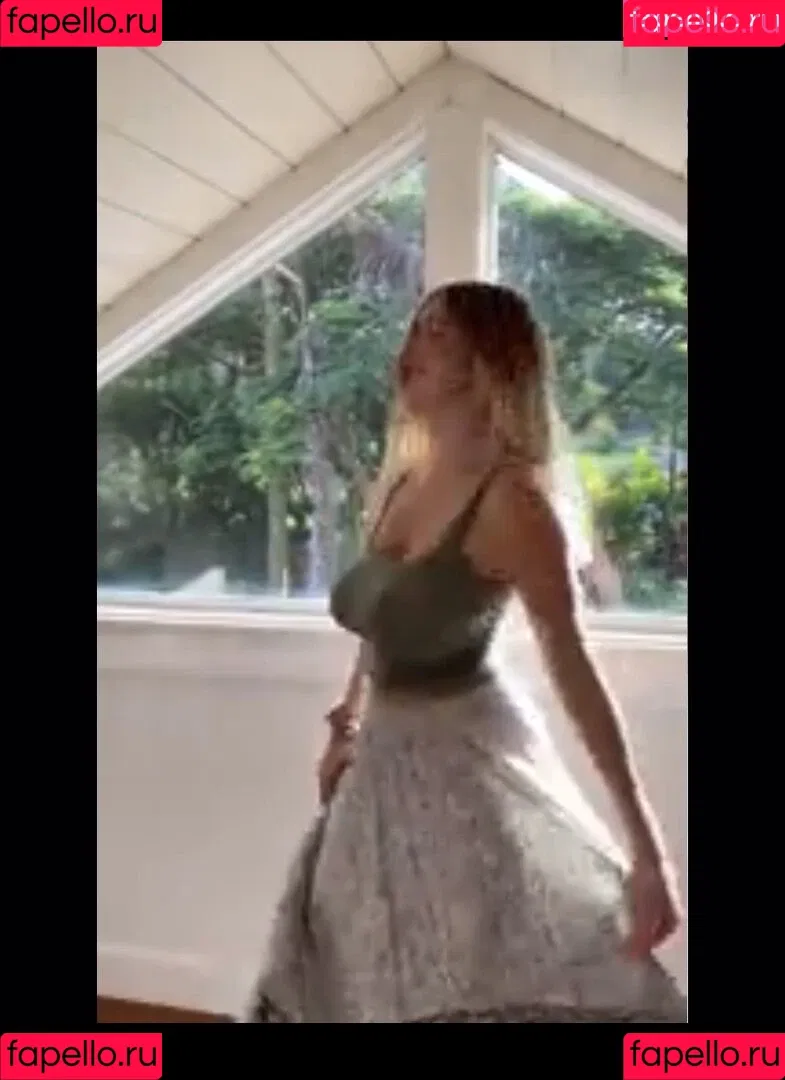 Isabella Abell Onlyfans Photo Gallery 