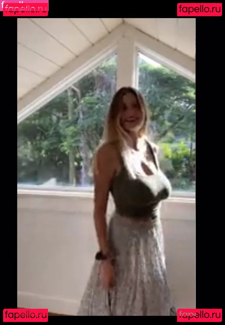 Isabella Abell Onlyfans Photo Gallery 