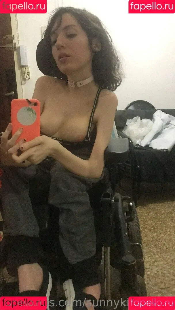 sunnykitsunexo Onlyfans Photo Gallery 