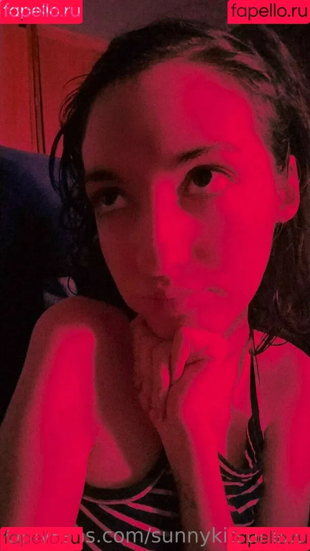 sunnykitsunexo Onlyfans Photo Gallery 