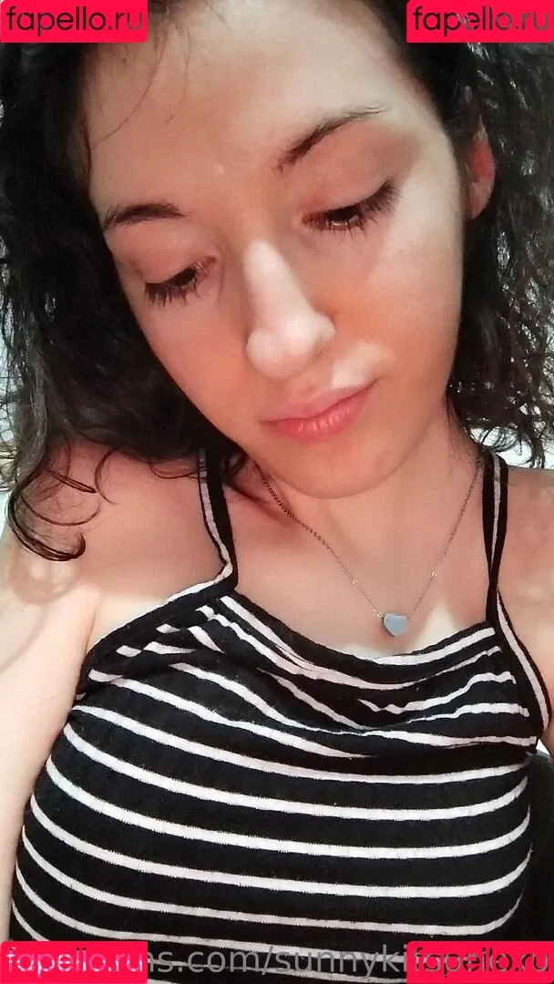 sunnykitsunexo Onlyfans Photo Gallery 