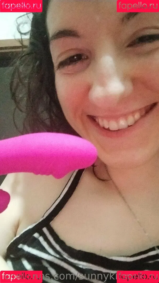 sunnykitsunexo Onlyfans Photo Gallery 
