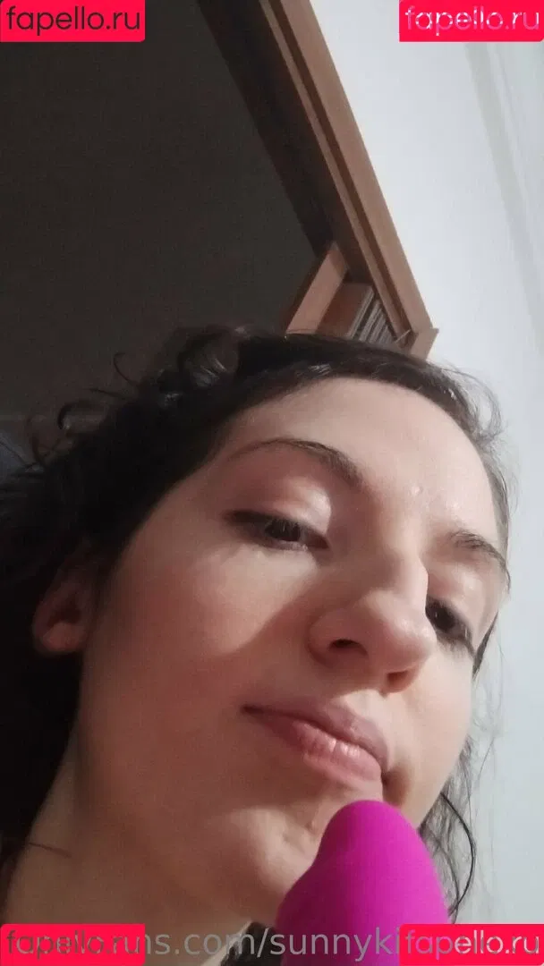 sunnykitsunexo Onlyfans Photo Gallery 