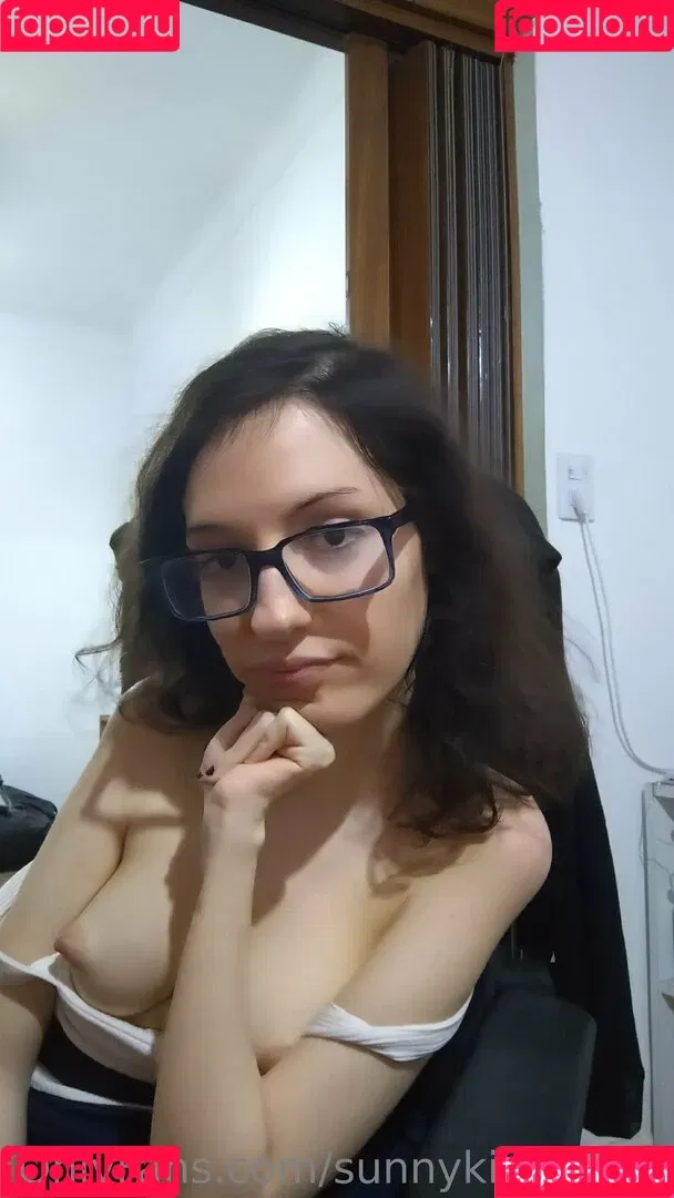 sunnykitsunexo Onlyfans Photo Gallery 