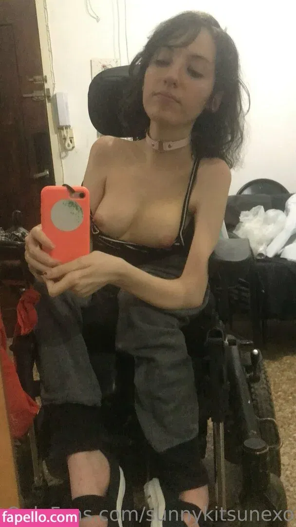 sunnykitsunexo Onlyfans Photo Gallery 