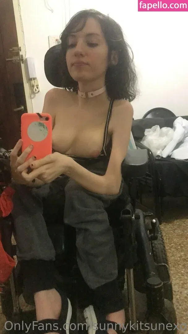 sunnykitsunexo Onlyfans Photo Gallery 