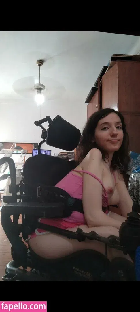 sunnykitsunexo Onlyfans Photo Gallery 