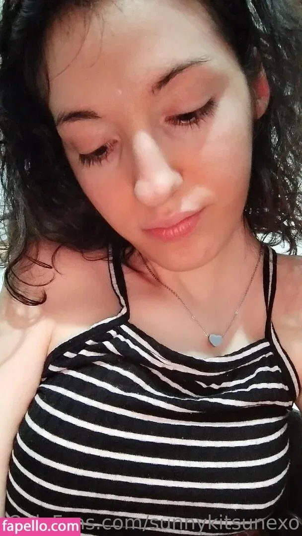 sunnykitsunexo Onlyfans Photo Gallery 