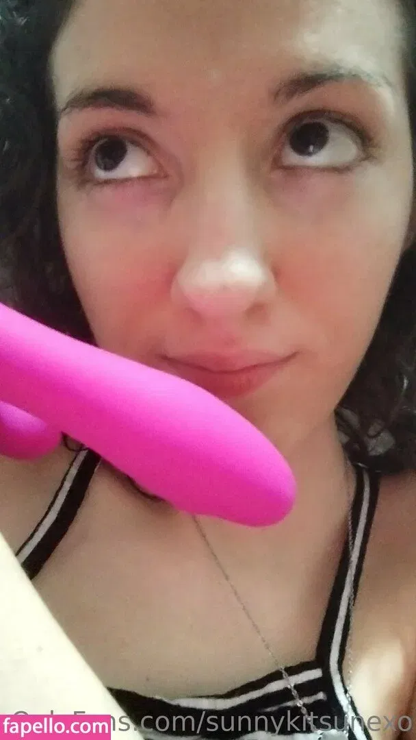 sunnykitsunexo Onlyfans Photo Gallery 