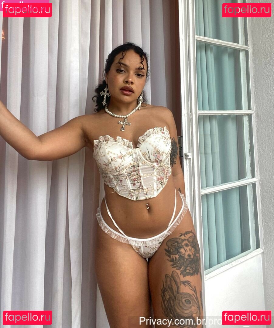 julha Nude Onlyfans Photo 9