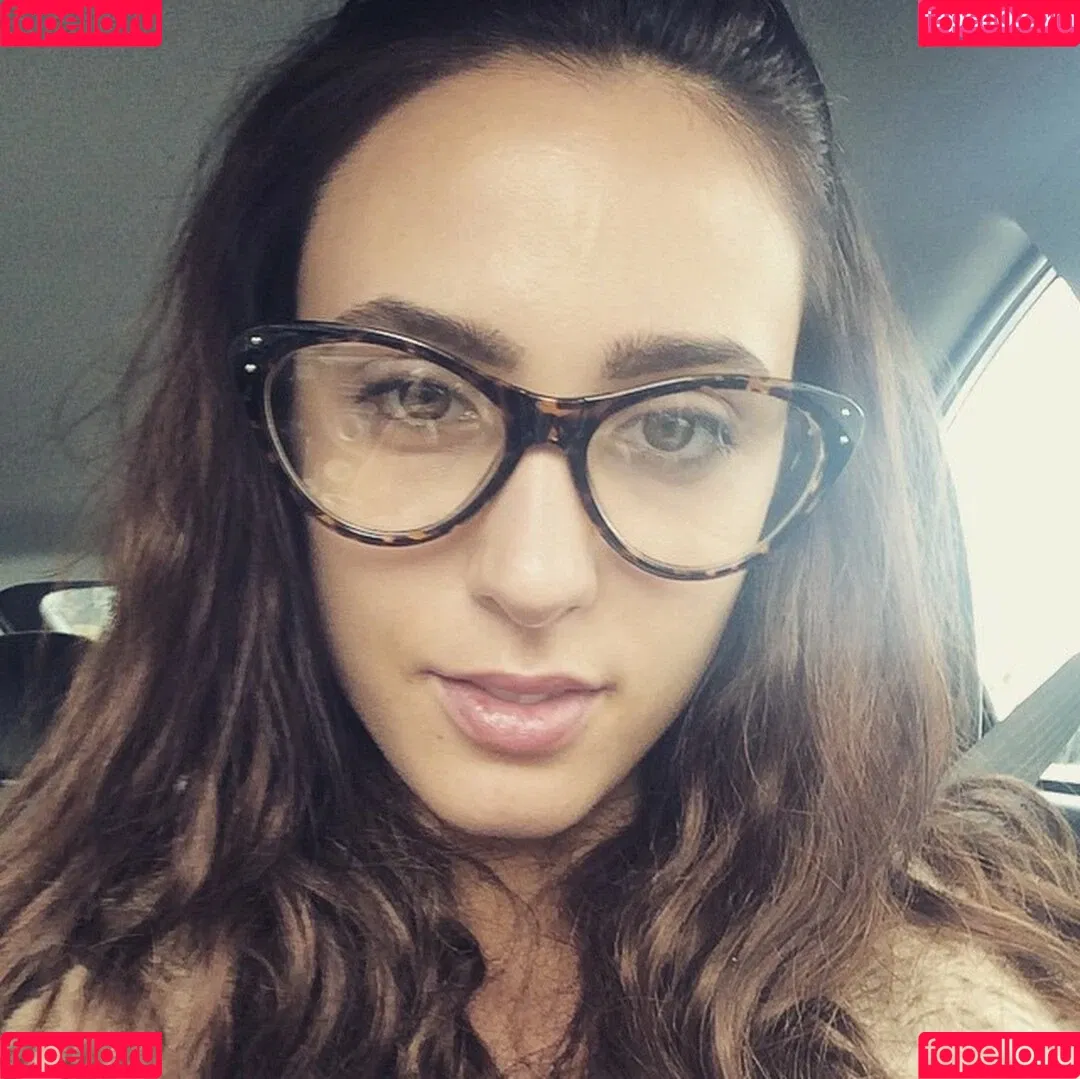 Alysha Grace Marko Onlyfans Photo Gallery 