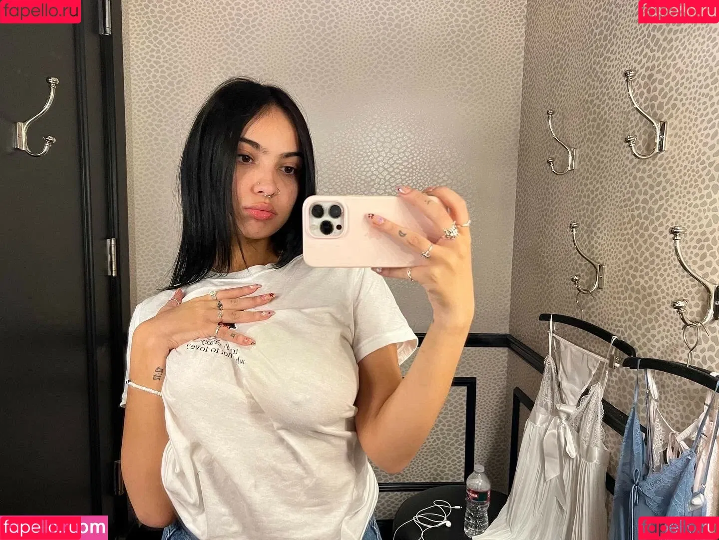 Emilia Onlyfans Photo Gallery 
