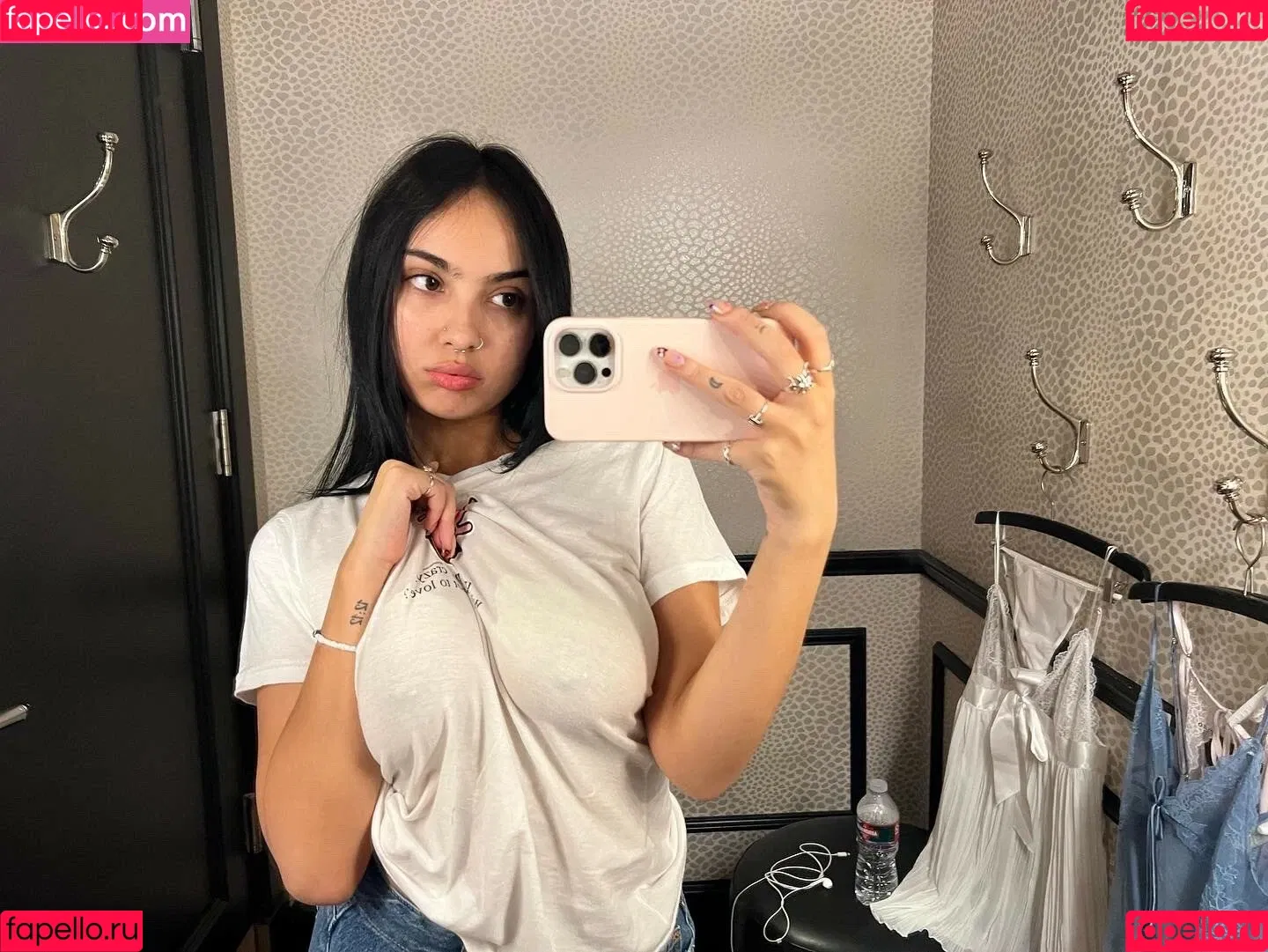 Emilia Onlyfans Photo Gallery 