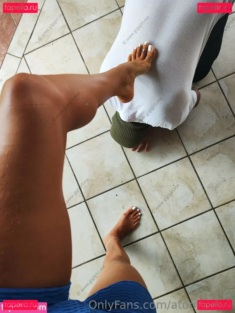 atomictoez Onlyfans Photo Gallery 