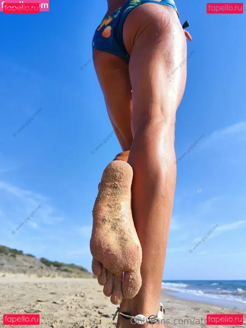 atomictoez Onlyfans Photo Gallery 