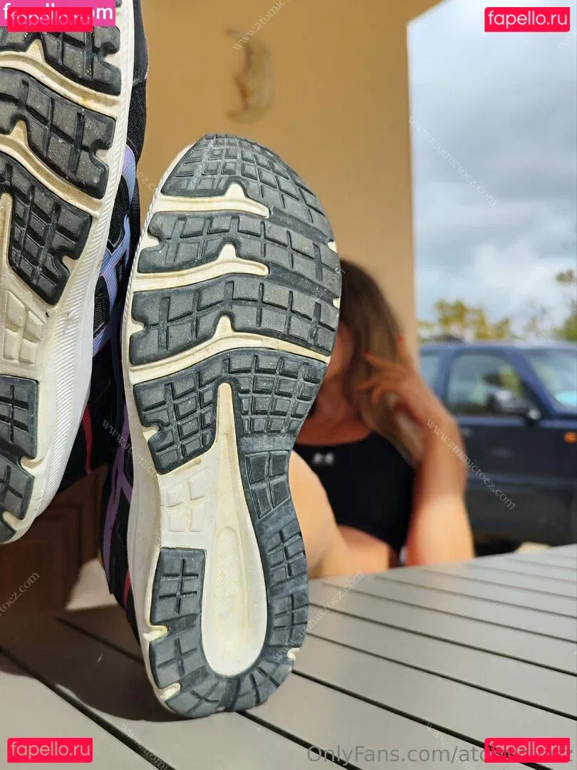 atomictoez Onlyfans Photo Gallery 