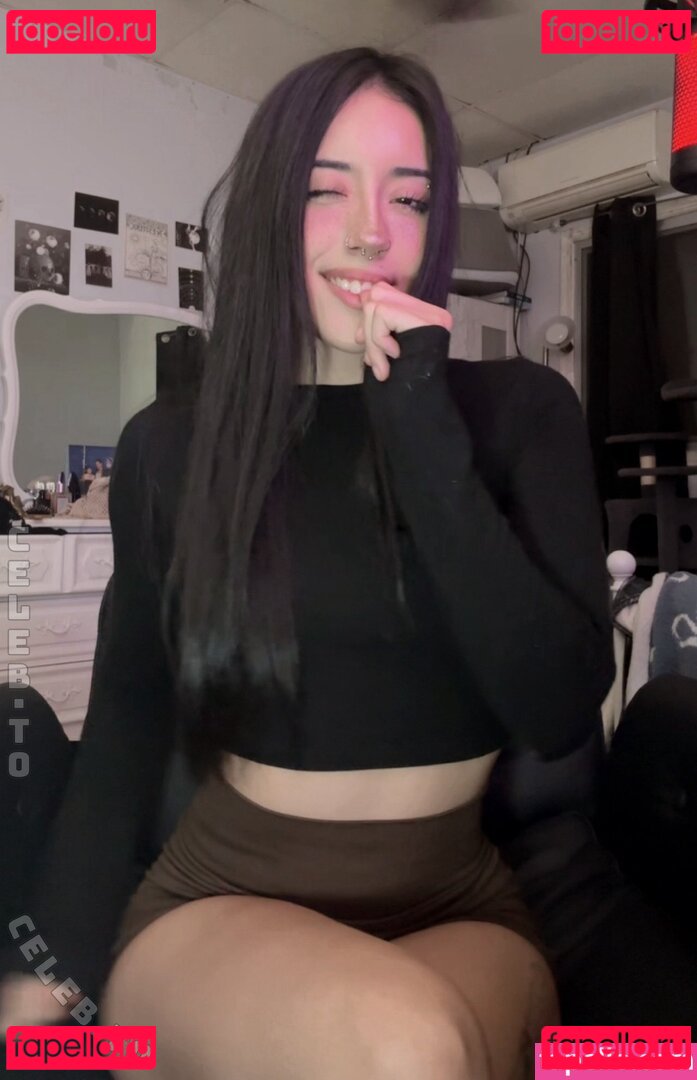 Shylinn Velez Nude Onlyfans Photo 3