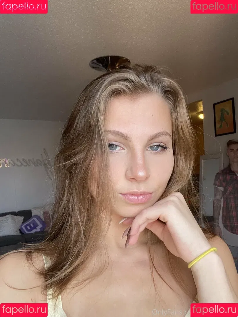 kjanecaron Onlyfans Photo Gallery 