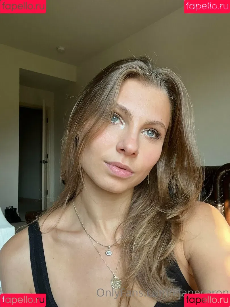 kjanecaron Onlyfans Photo Gallery 