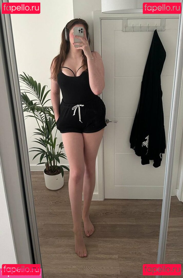 kaatiewoolls Nude Onlyfans Photo 9