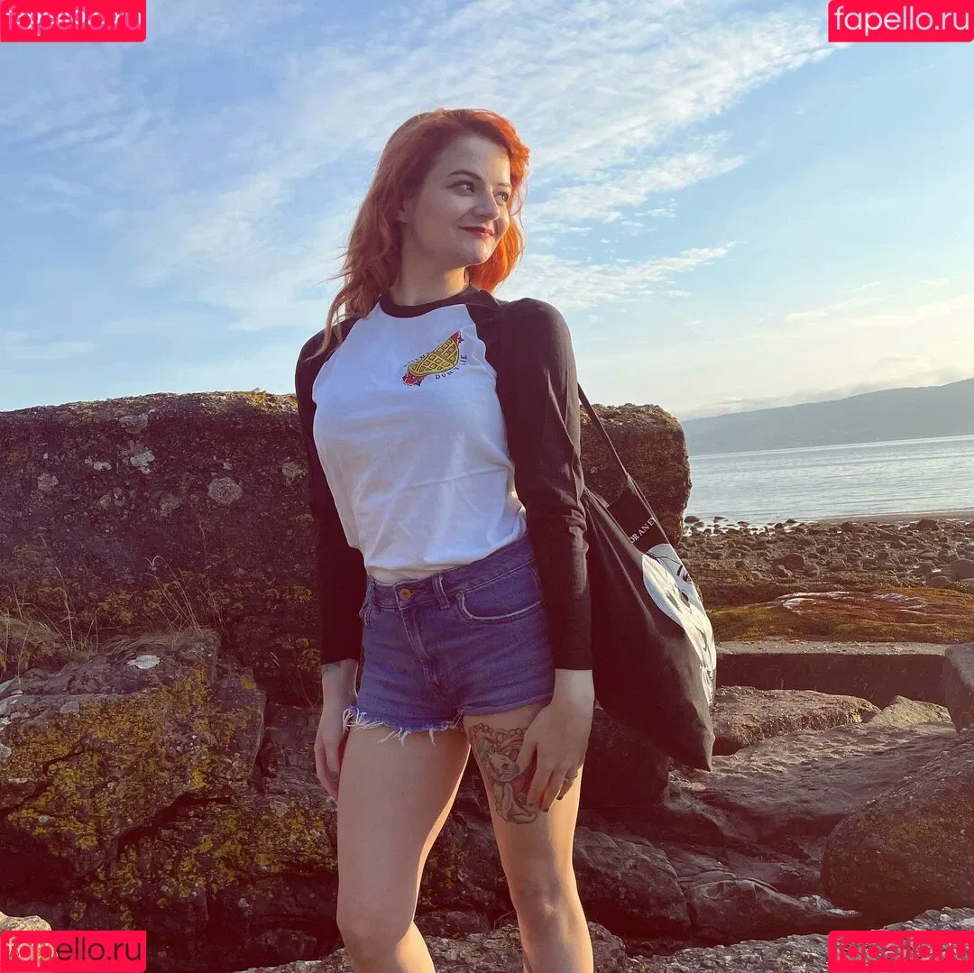 Eve Hill Onlyfans Photo Gallery 