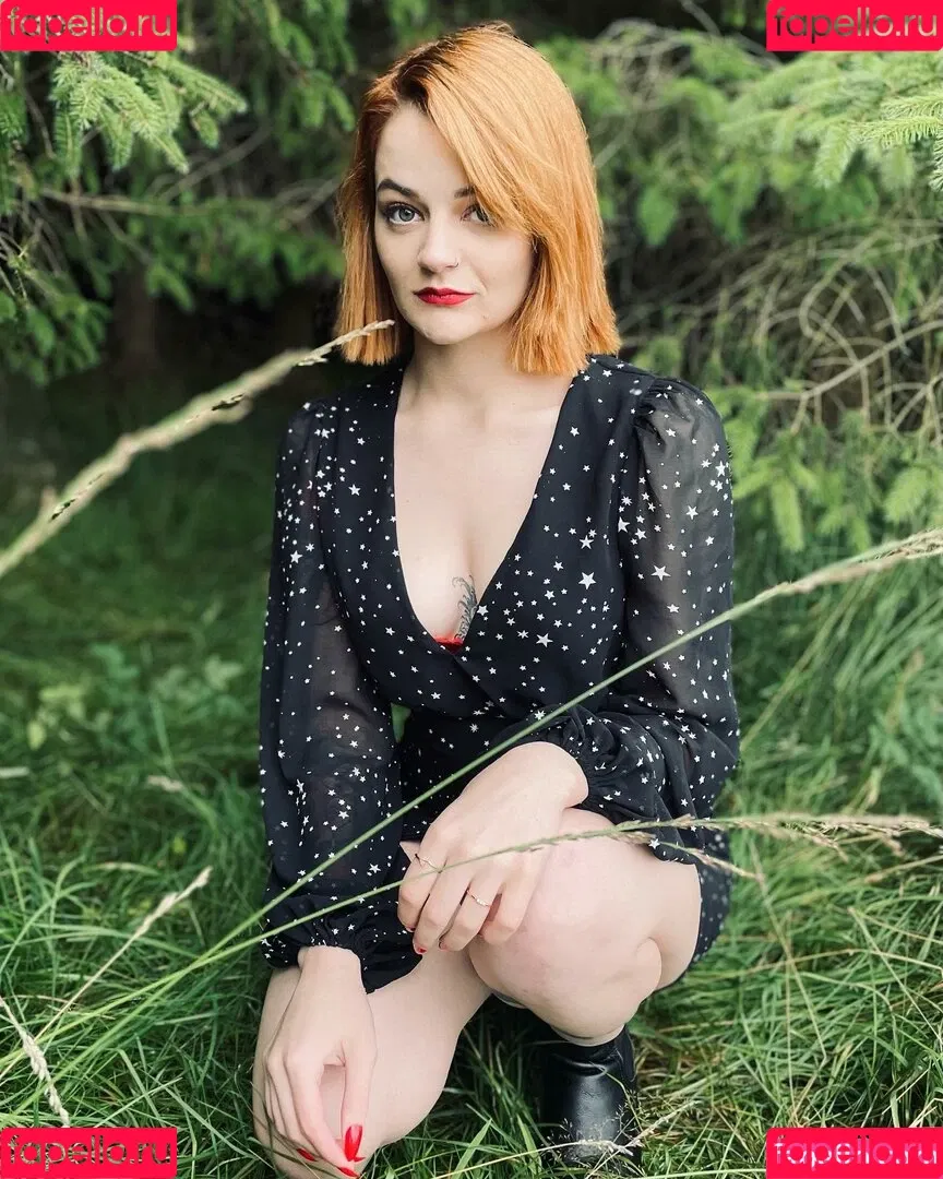 Eve Hill Onlyfans Photo Gallery 