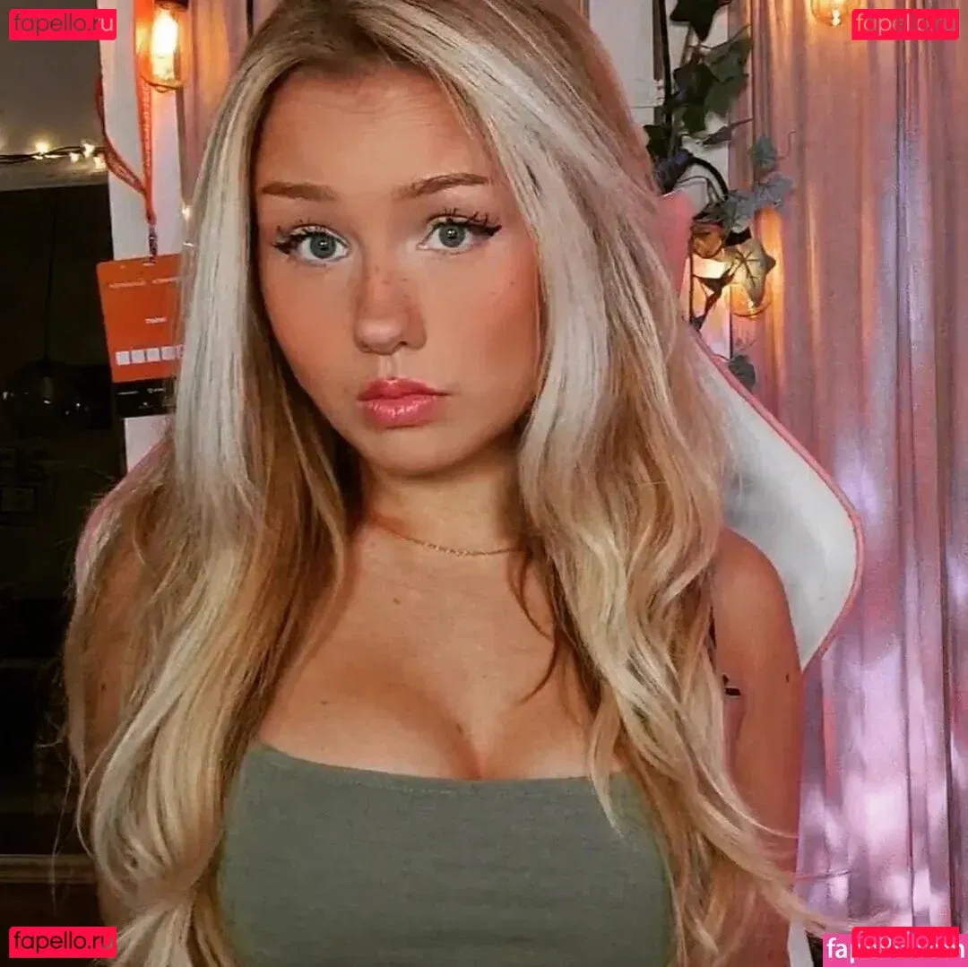 emmasofia_25 Onlyfans Photo Gallery 