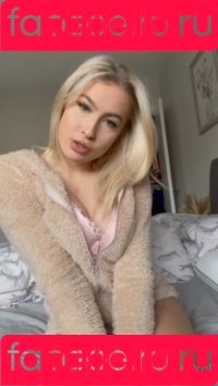 Astrid Wett Onlyfans Photo Gallery 