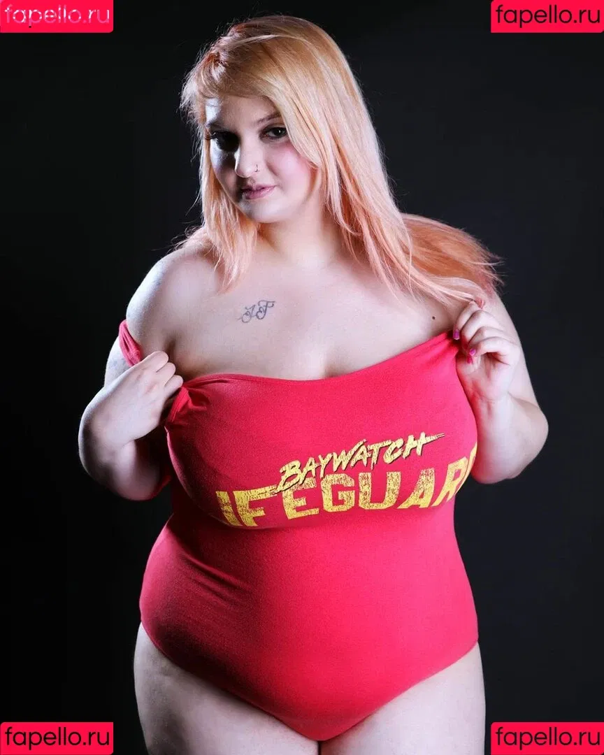 Hilary Ilariaa Onlyfans Photo Gallery 